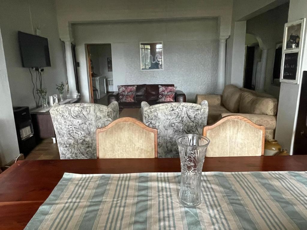 Heeltevrede Self-Catering Farmhouse Villa Bloemfontein Luaran gambar